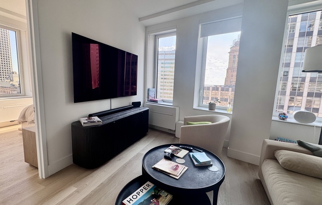 2 beds, 2 baths, $7,775, Unit 2806