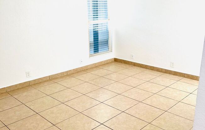 2 beds, 2 baths, 940 sqft, $1,449, Unit 110