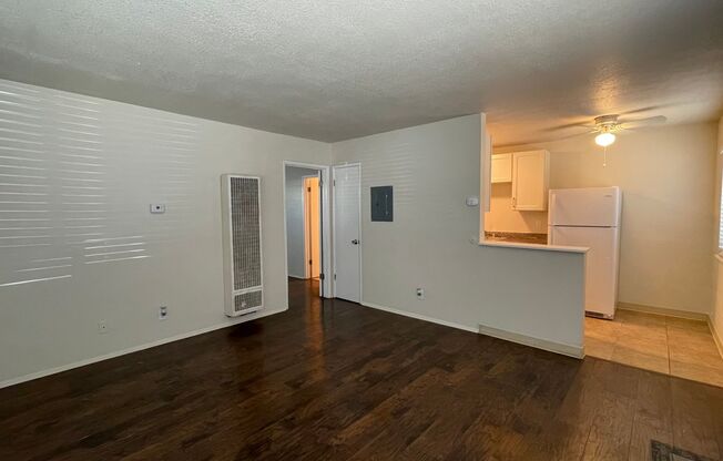 940 N San Joaquin Street