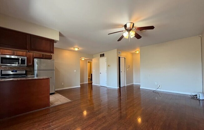 85 ELMWOOD PARK DR