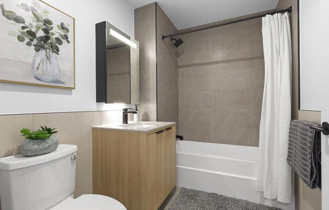 2 beds, 2 baths, $4,249, Unit 5D