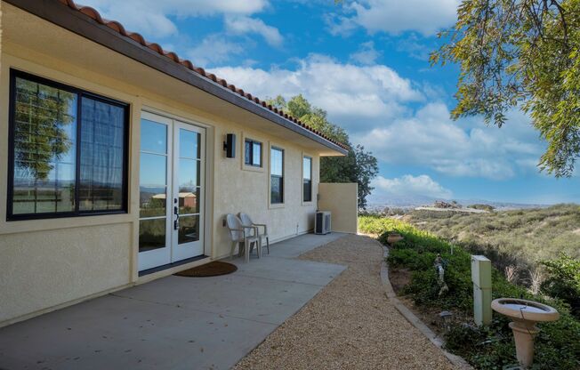 Brand-New Single-Story 2-Bedroom Guest House in Calimesa!