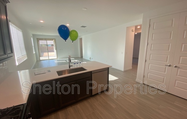 14611 W CHARTER OAK RD