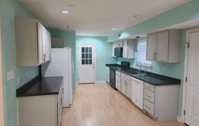 4227 PAINTED TRILLIUM CT