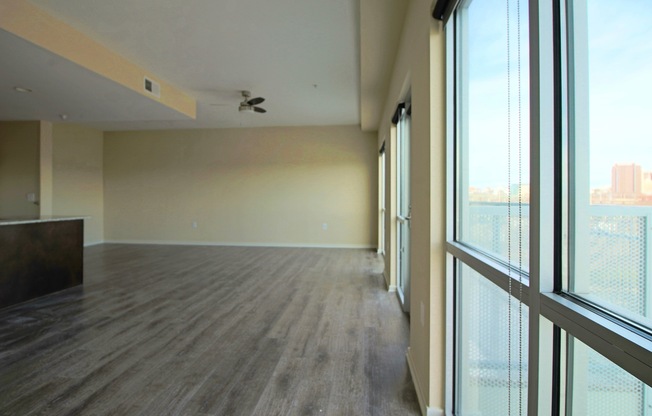 Studio, 1 bath, 404 sqft, $1,295, Unit APT 306