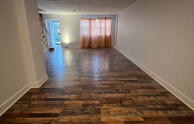 Stunning 3-Bedroom Townhome in Overbrook Park with Finished Basement! Available NOW!