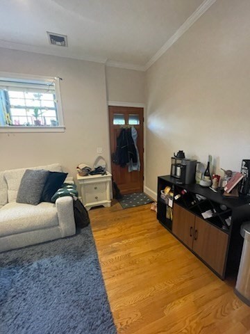 779 E 5 ST