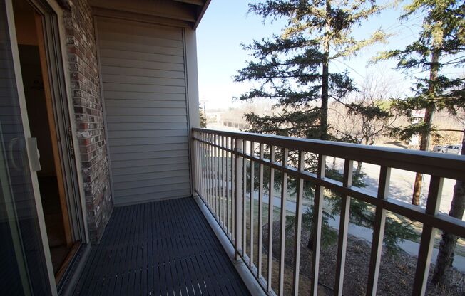 2 beds, 1.5 baths, $1,798, Unit 205