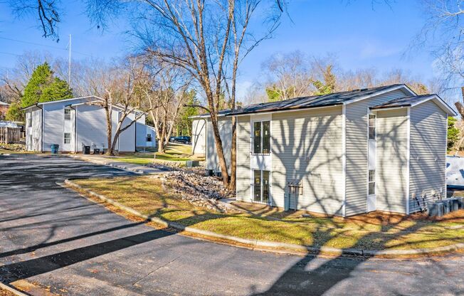 Greenway Flats - Leasing Specials Available