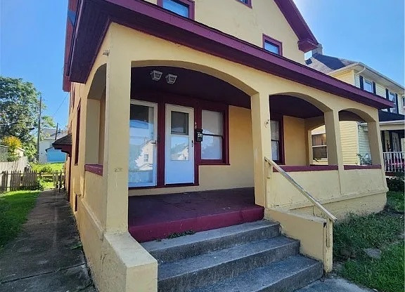 48 INDIANA AVE
