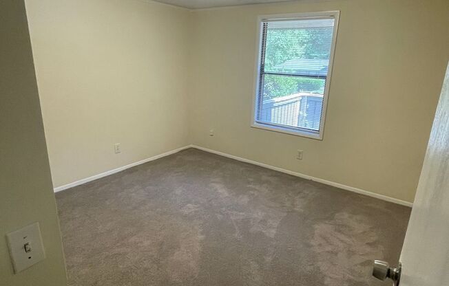 1 bed, 1 bath, $995, Unit 503