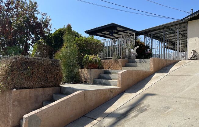 2Bd 2Bth Home with detached studio and panaromic views of Sweetwater reservoir