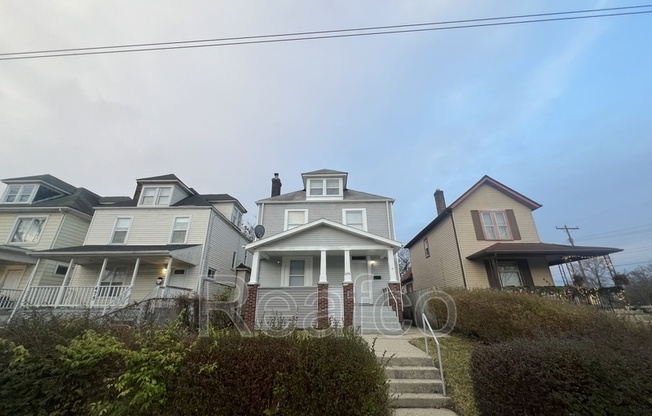 479 N OHIO AVE