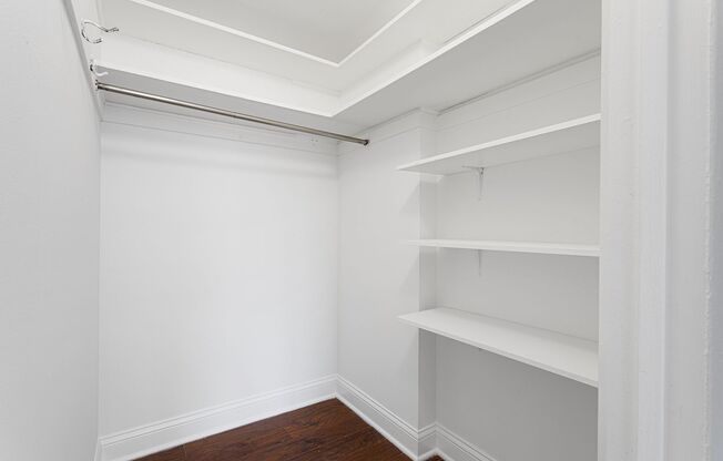 1 bed, 1 bath, 653 sqft, $1,735, Unit 4A