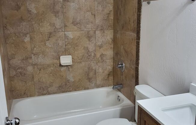 2 beds, 2 baths, $1,800, Unit # 22 136