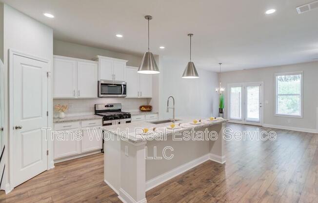 5111 HILLINGTON WAY