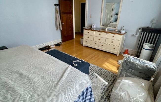 1 bed, 1 bath, $1,095, Unit 301