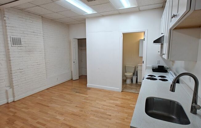 733-739 Grant Ave / 30-40 Waverly Pl