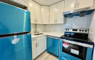 1 bed, 1 bath, 550 sqft, $2,400, Unit 1D