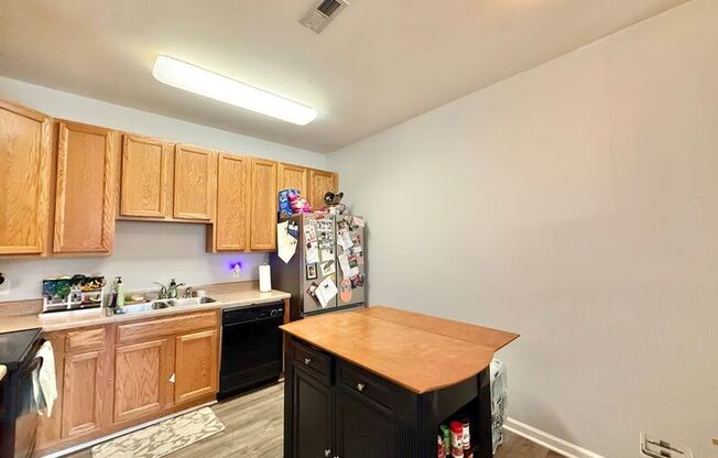351 GILMAN LN