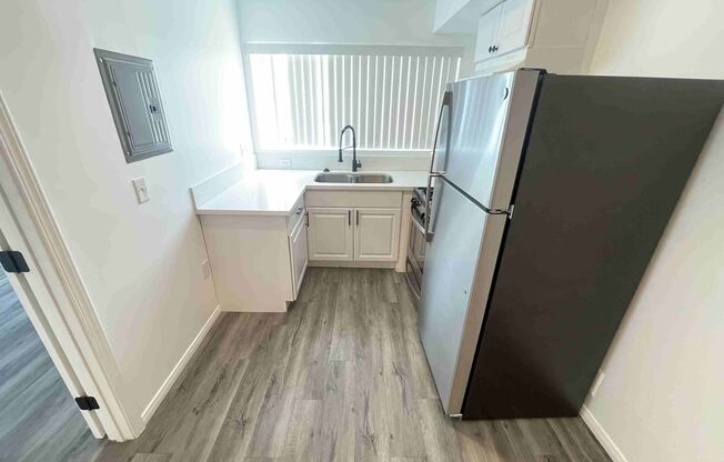 1 bed, 1 bath, 420 sqft, $1,995, Unit 10