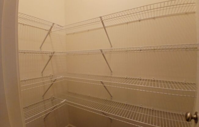 3 beds, 2.5 baths, $2,195