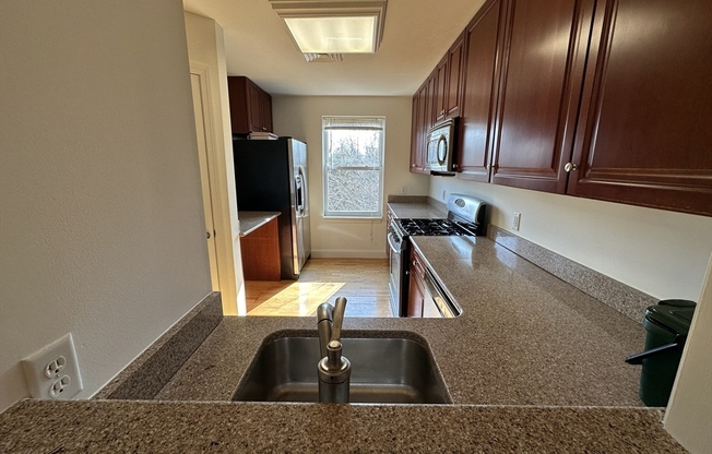 2 beds, 2 baths, 1,200 sqft, $3,200, Unit 216
