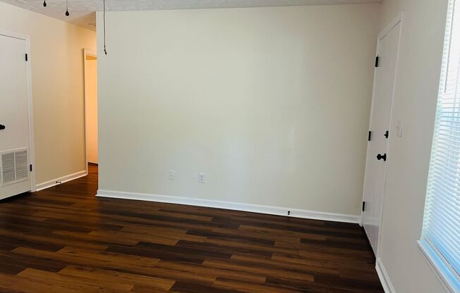 Will not last! 3 bedroom 1.5 bathroom home in Downtown Newnan! Must see!