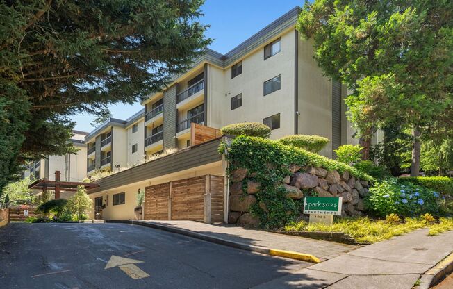 2 beds, 2 baths, 1,100 sqft, $2,195, Unit 302
