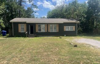 3 Bedroom plus study, 2 Bathroom Home For Lease September 1!