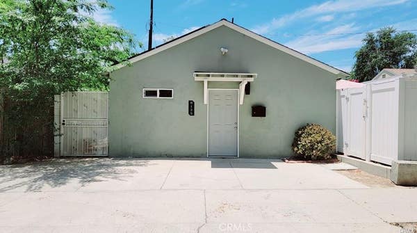 8135 LOMA VERDE AVE