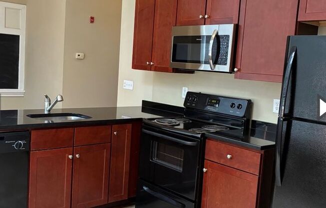 1 bed, 1 bath, 624 sqft, $1,155, Unit Apt 203