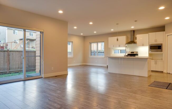 Spacious Kent Ichijo 2 Story
