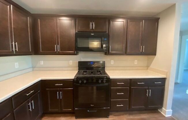 3 beds, 2 baths, 1,381 sqft, $2,371, Unit 2205-203
