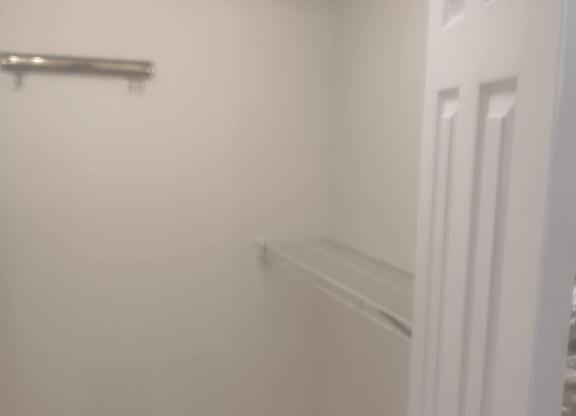 1202 KENDAL CT