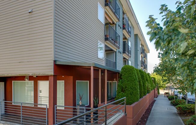 RM Rosemont Apartments
