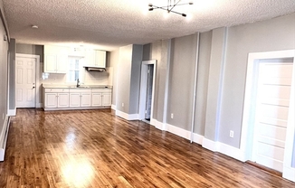 2 beds, 1 bath, 900 sqft, $2,400, Unit 1