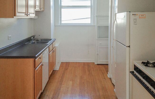 1 bed, 1 bath, 460 sqft, $1,835, Unit 1944-3N