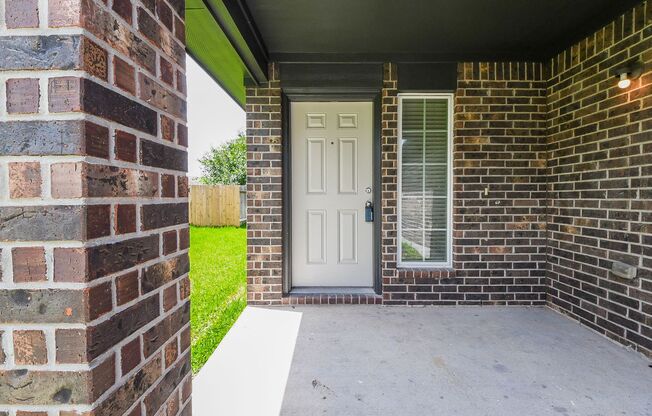 Elegant Living with 4 Bedrooms and 2.0 Baths in Houston, TX