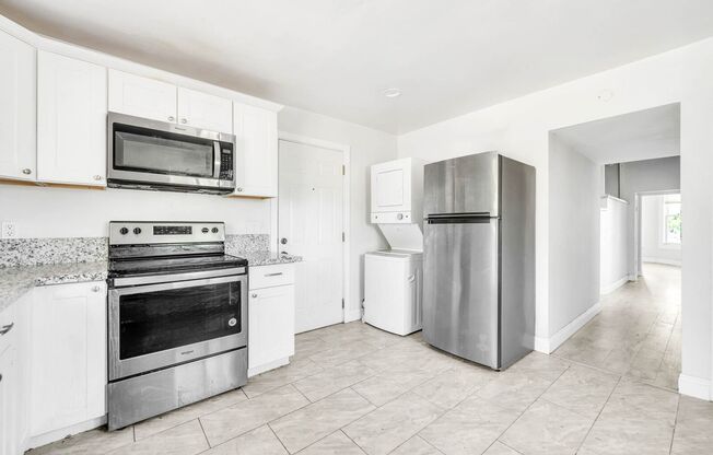 1 bed, 1 bath, 790 sqft, $1,750, Unit #A