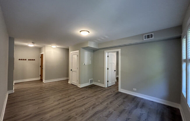1128 Maple Ave