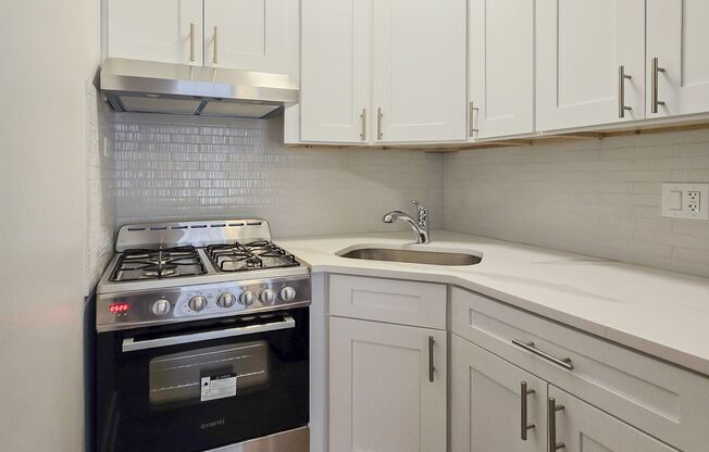 Studio, 1 bath, 455 sqft, $1,675, Unit 540-3I