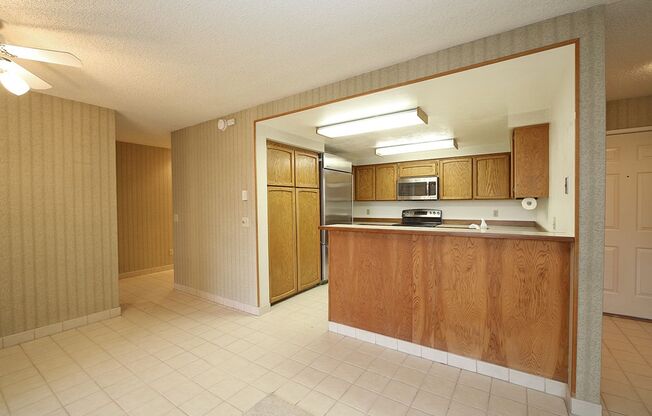 2 beds, 2 baths, $2,995, Unit # 401