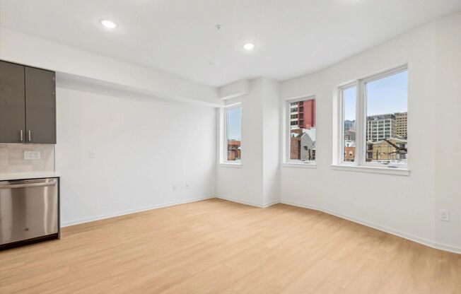 245 N 12th St