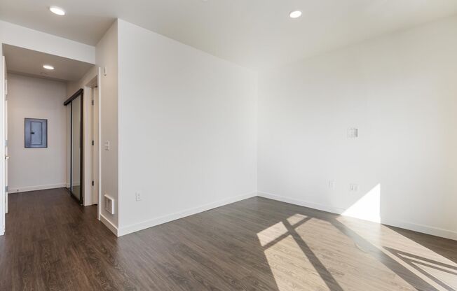 1 bed, 1 bath, 497 sqft, $2,150, Unit 301