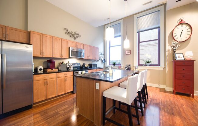 1 bed, 1 bath, 800 sqft, $1,500, Unit 307