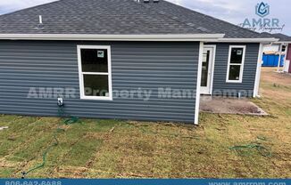 3 beds, 2 baths, $1,625