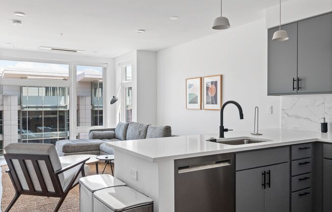 1 bed, 1 bath, $1,740