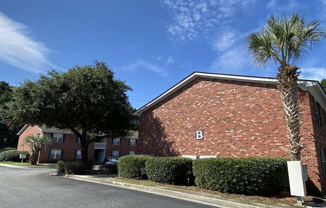 Retreat at Palm Pointe Apartments, North Charleston South Carolina, building exterior