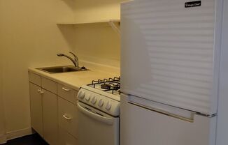 1 bed, 1 bath, 575 sqft, $985, Unit 1804-2A